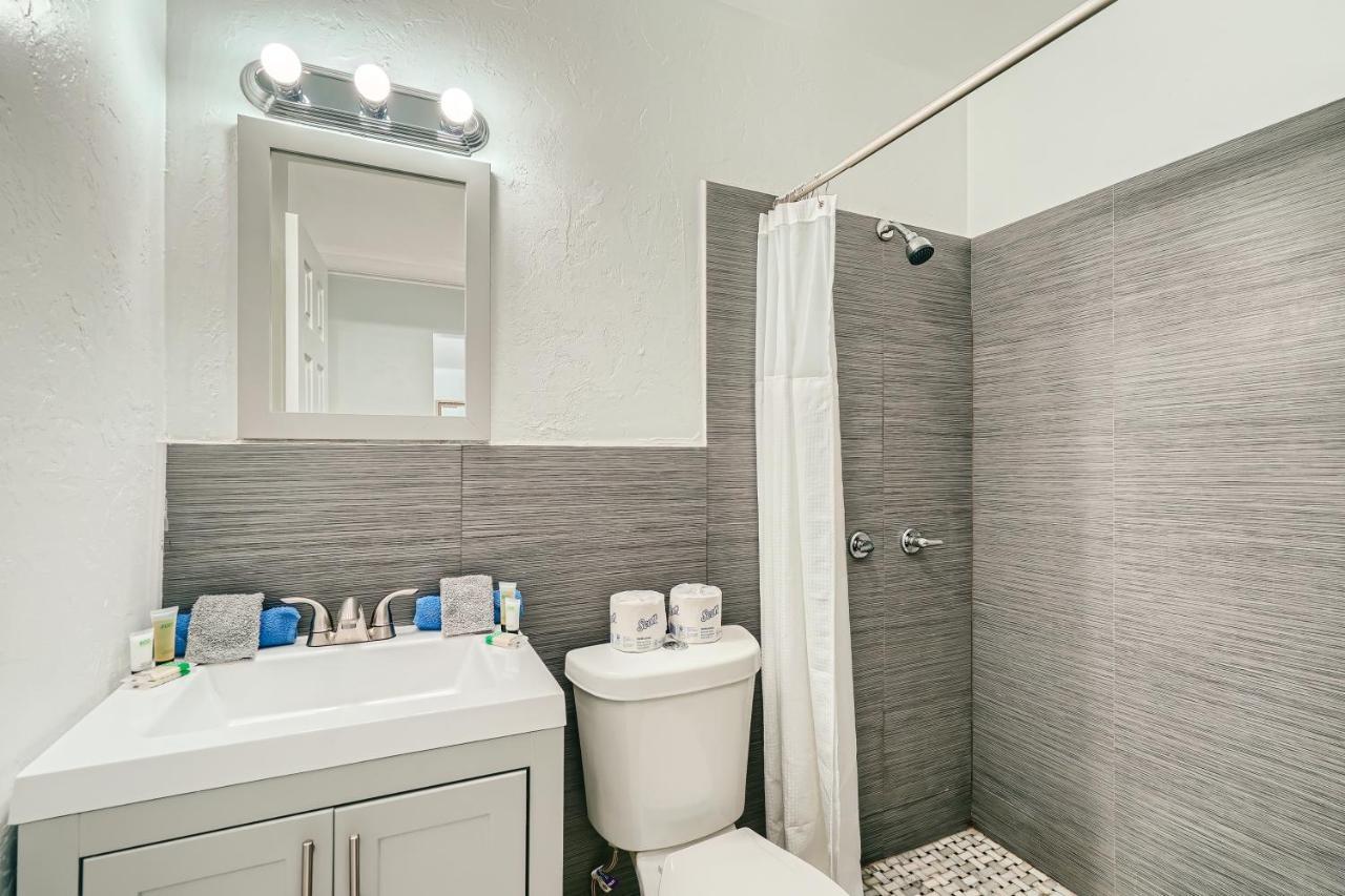 Singer Island Stunner 2 Br Aparthotel Палм Бийч Шорс Екстериор снимка